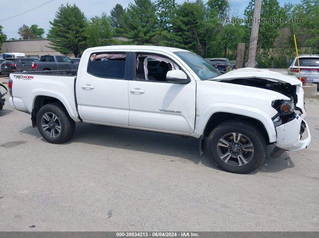 2017 Toyota Tacoma Trd Sport White vin: 3TMCZ5ANXHM077395