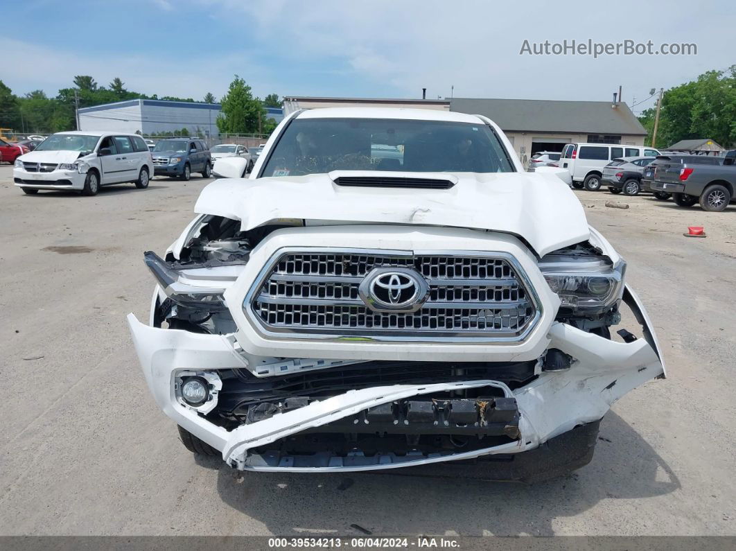 2017 Toyota Tacoma Trd Sport White vin: 3TMCZ5ANXHM077395