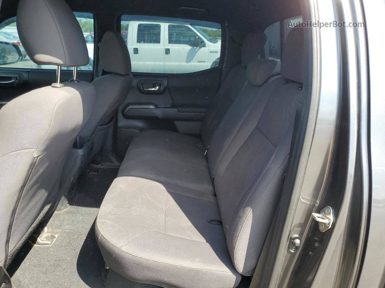 2019 Toyota Tacoma Double Cab Gray vin: 3TMCZ5ANXKM253580