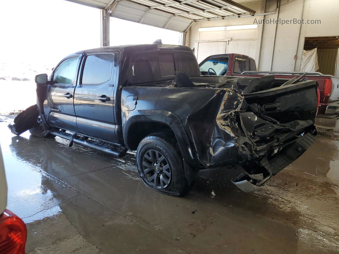 2020 Toyota Tacoma Double Cab Black vin: 3TMCZ5ANXLM334581