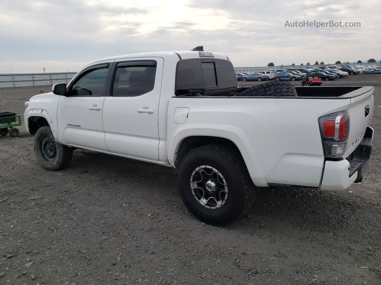 2021 Toyota Tacoma Double Cab White vin: 3TMCZ5ANXMM405215