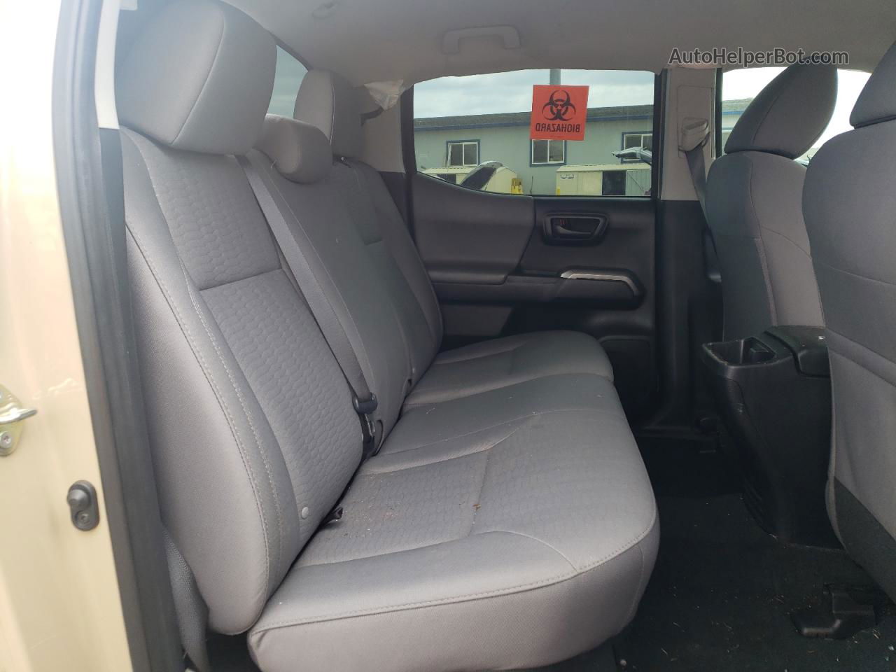2017 Toyota Tacoma Double Cab Tan vin: 3TMDZ5BN1HM024698