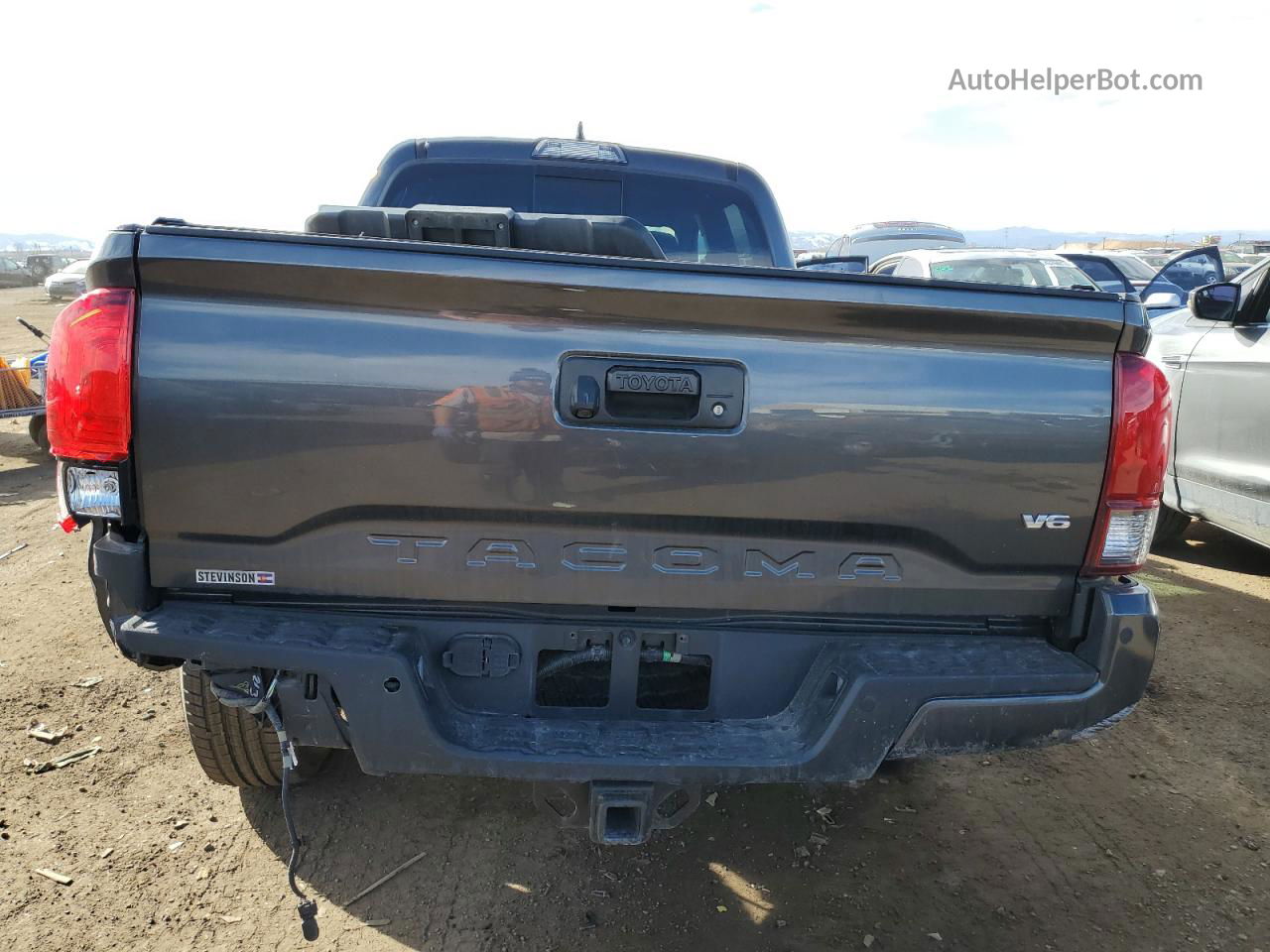 2019 Toyota Tacoma Double Cab Gray vin: 3TMDZ5BN1KM078753