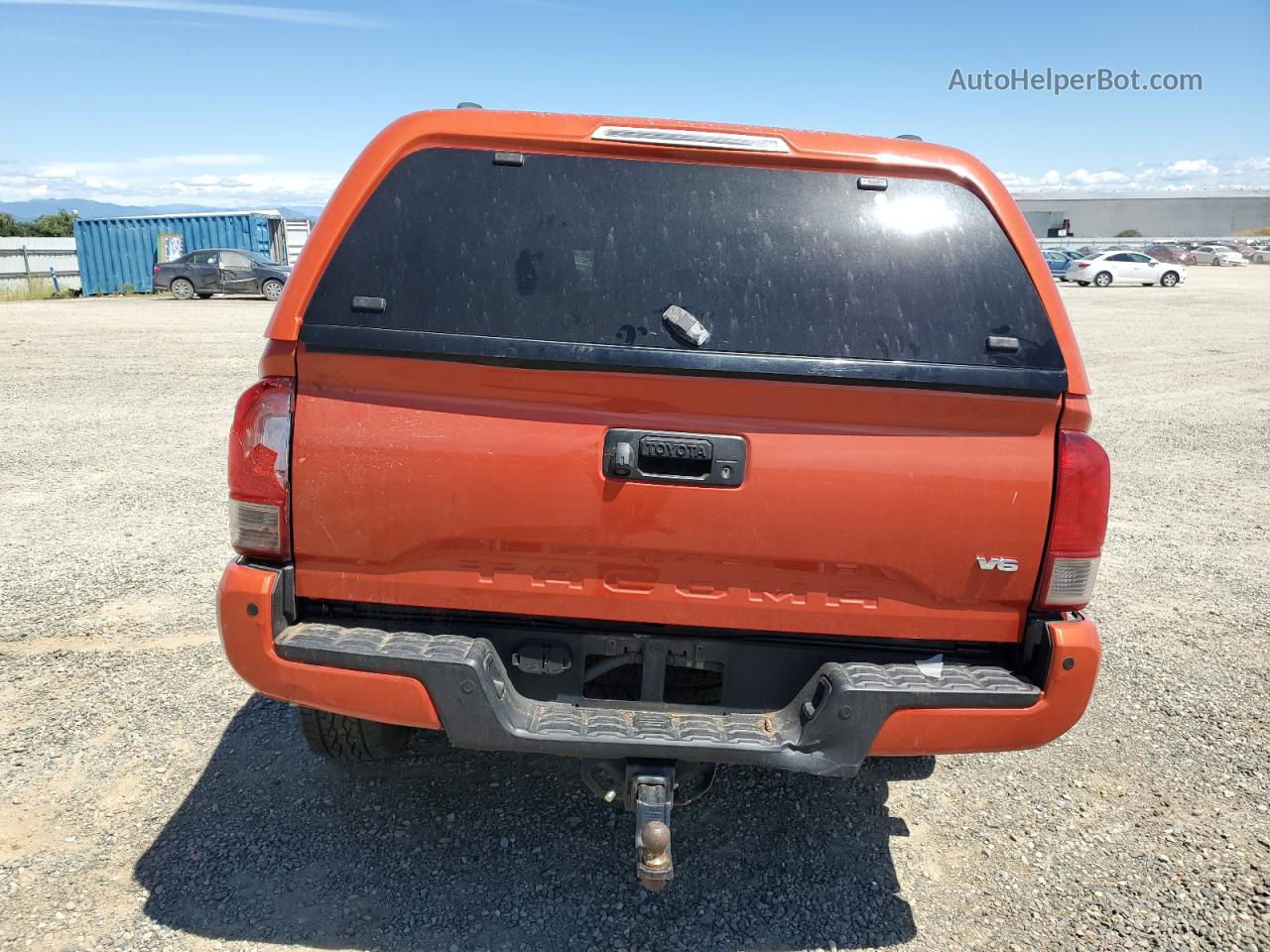 2017 Toyota Tacoma Double Cab Orange vin: 3TMDZ5BN2HM018263