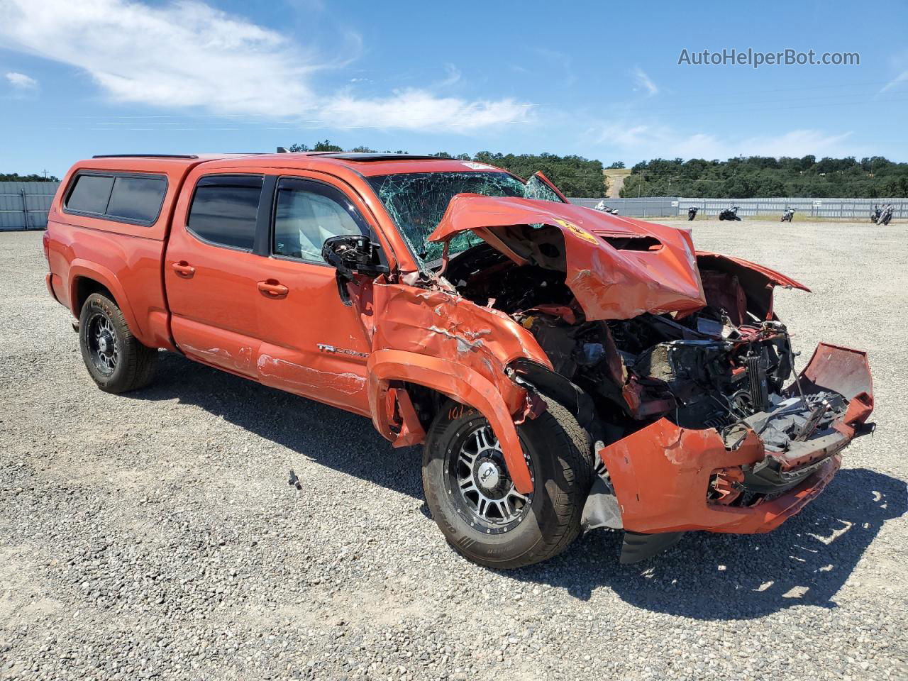 2017 Toyota Tacoma Double Cab Оранжевый vin: 3TMDZ5BN2HM018263