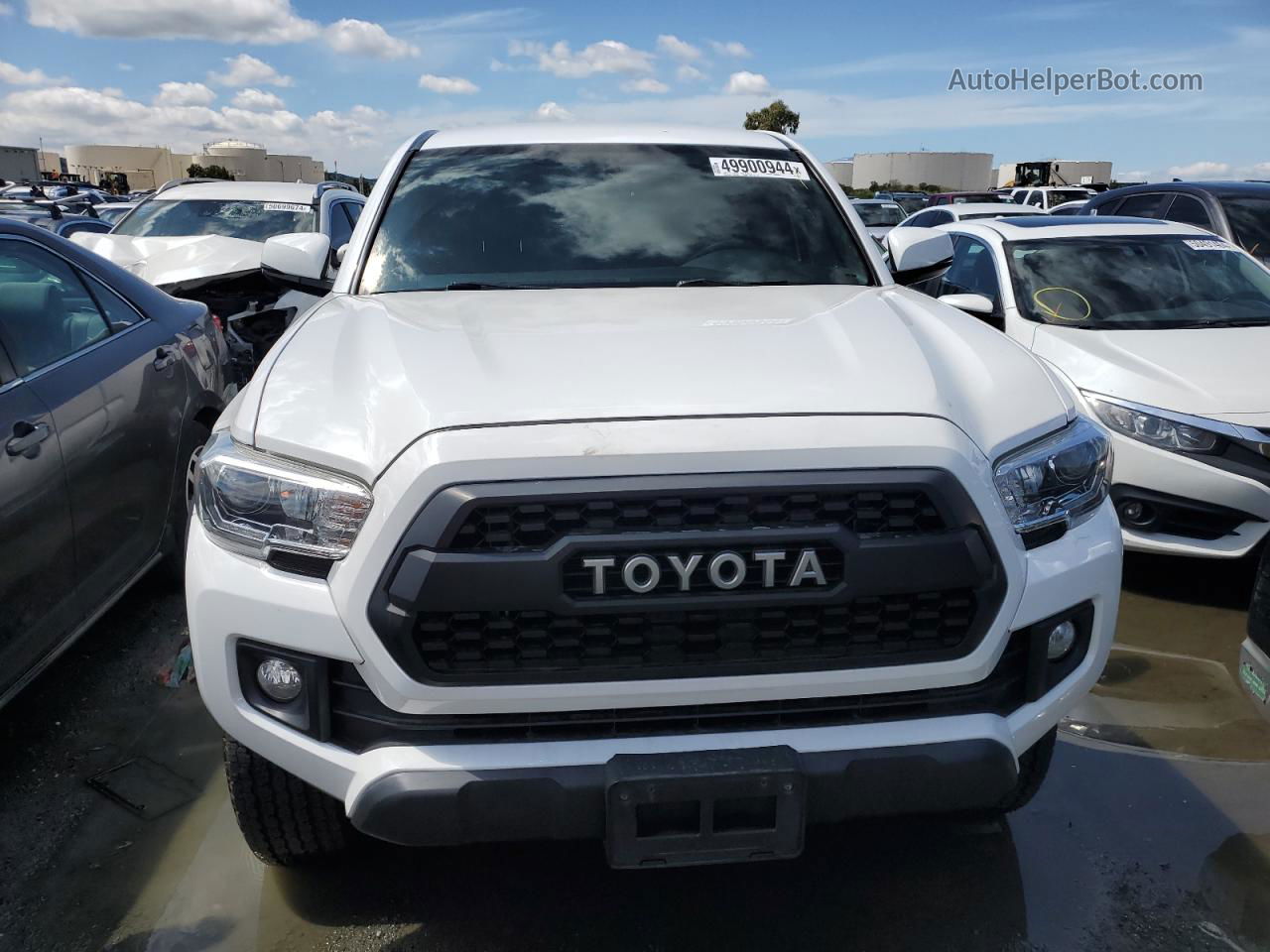 2017 Toyota Tacoma Double Cab White vin: 3TMDZ5BN8HM027257