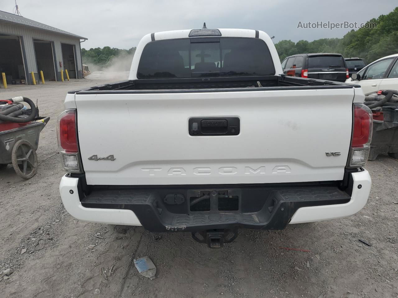 2017 Toyota Tacoma Double Cab White vin: 3TMGZ5AN0HM059943