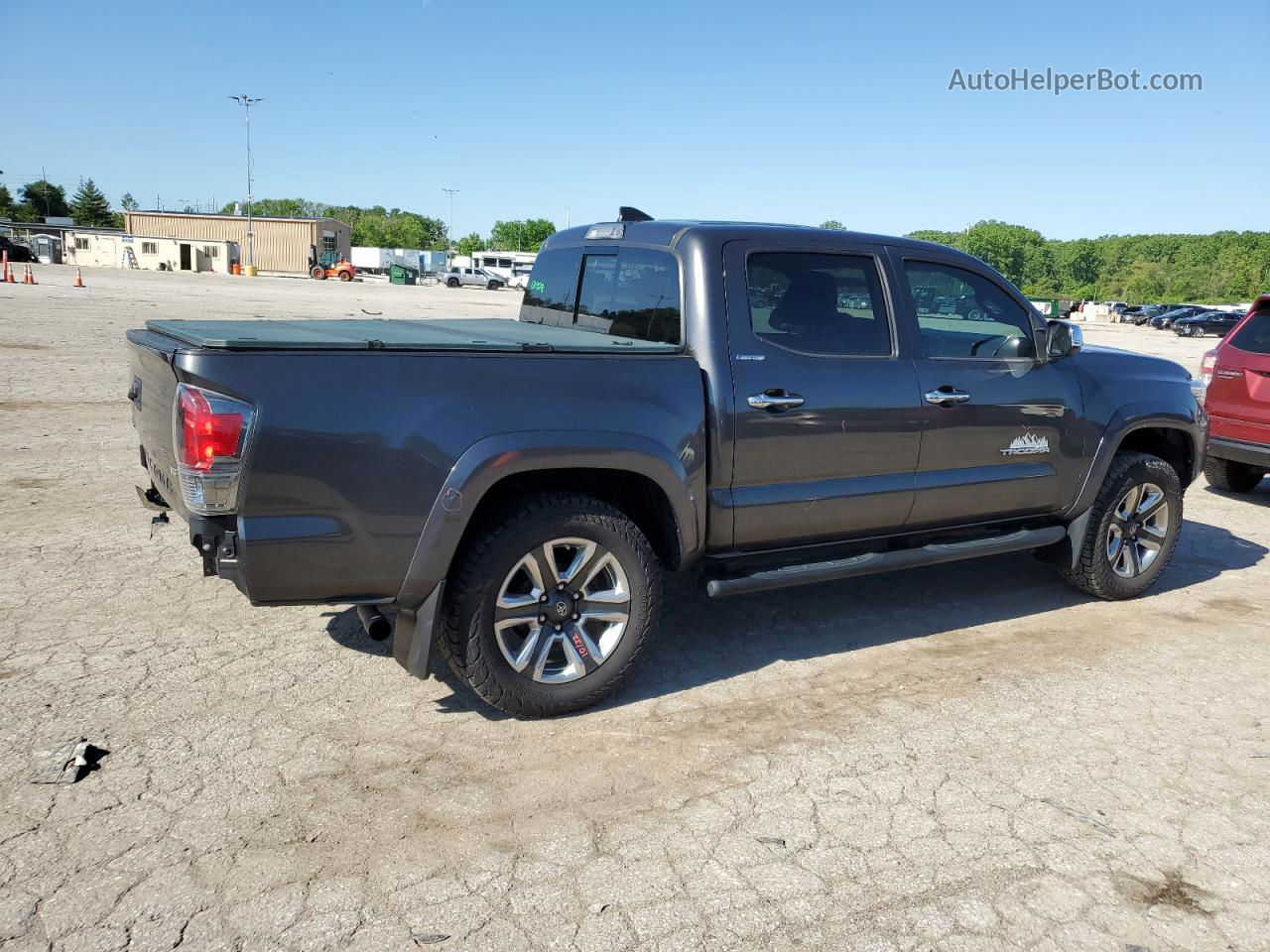 2017 Toyota Tacoma Double Cab Gray vin: 3TMGZ5AN8HM120584