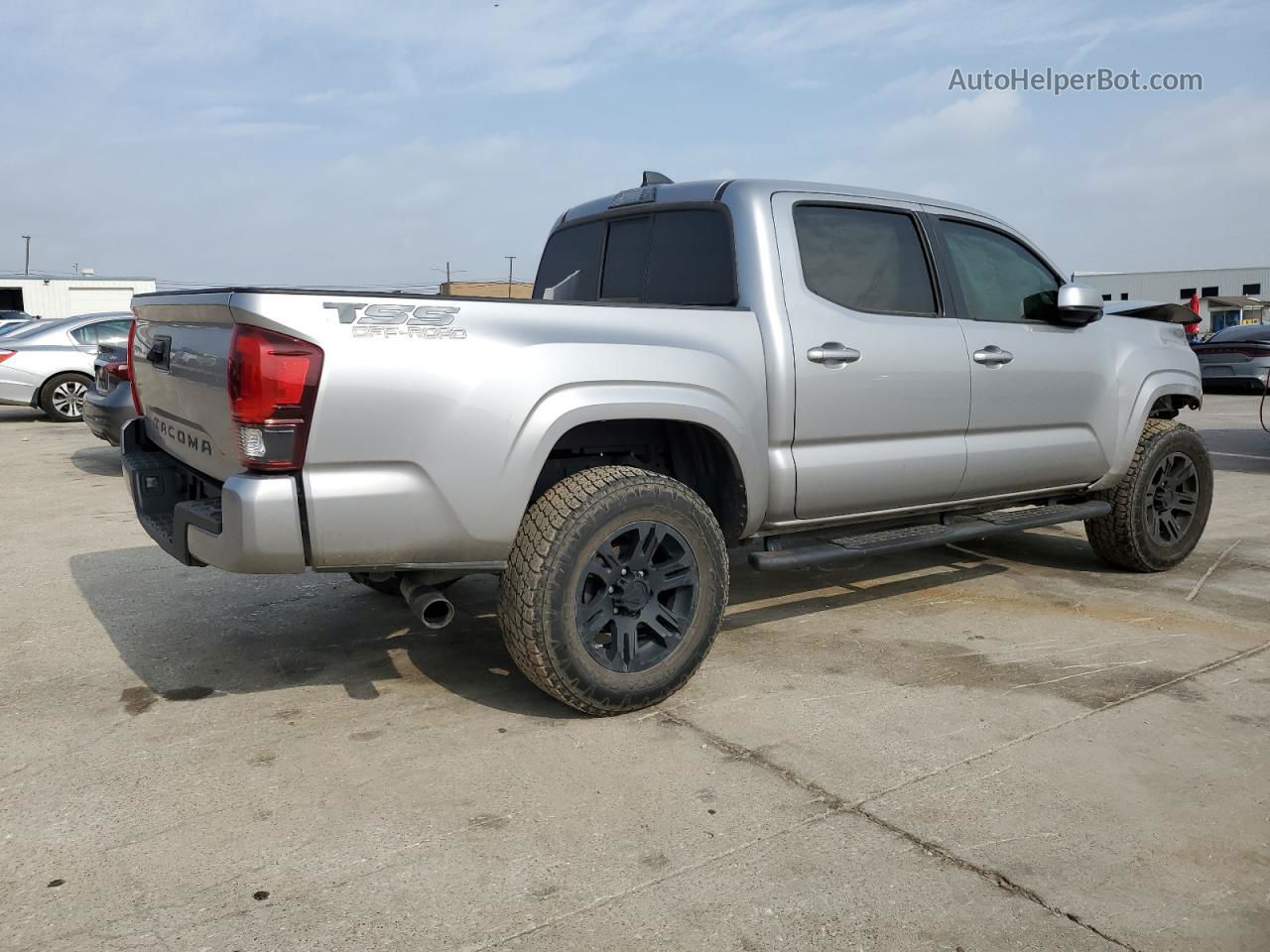 2021 Toyota Tacoma Double Cab Серебряный vin: 3TYAX5GN5MT017849