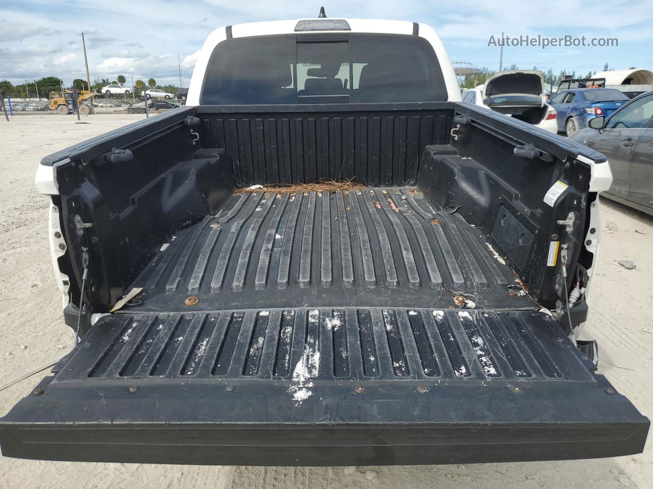 2021 Toyota Tacoma Double Cab White vin: 3TYAZ5CN9MT003260