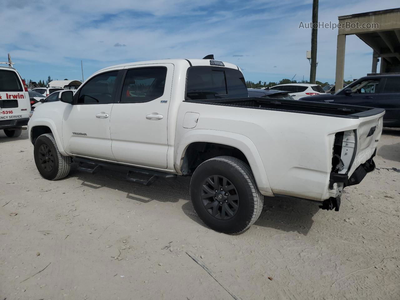 2021 Toyota Tacoma Double Cab White vin: 3TYAZ5CN9MT003260