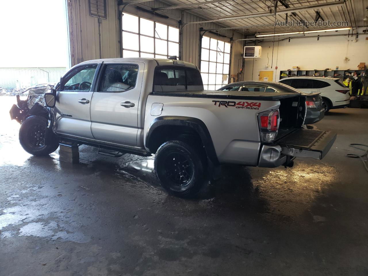 2021 Toyota Tacoma Double Cab Silver vin: 3TYCZ5AN1MT020100