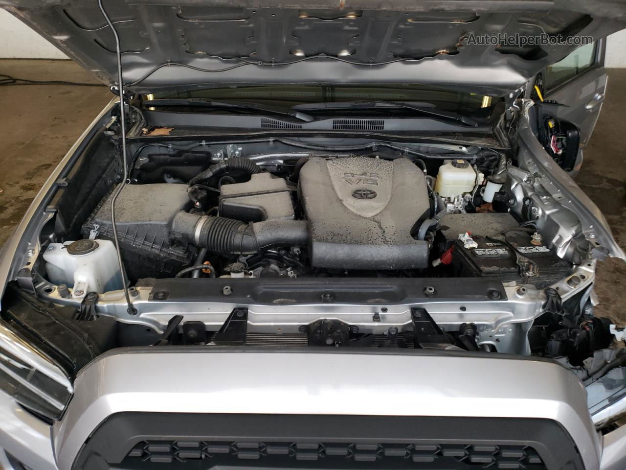 2021 Toyota Tacoma Double Cab Серебряный vin: 3TYCZ5AN1MT020100