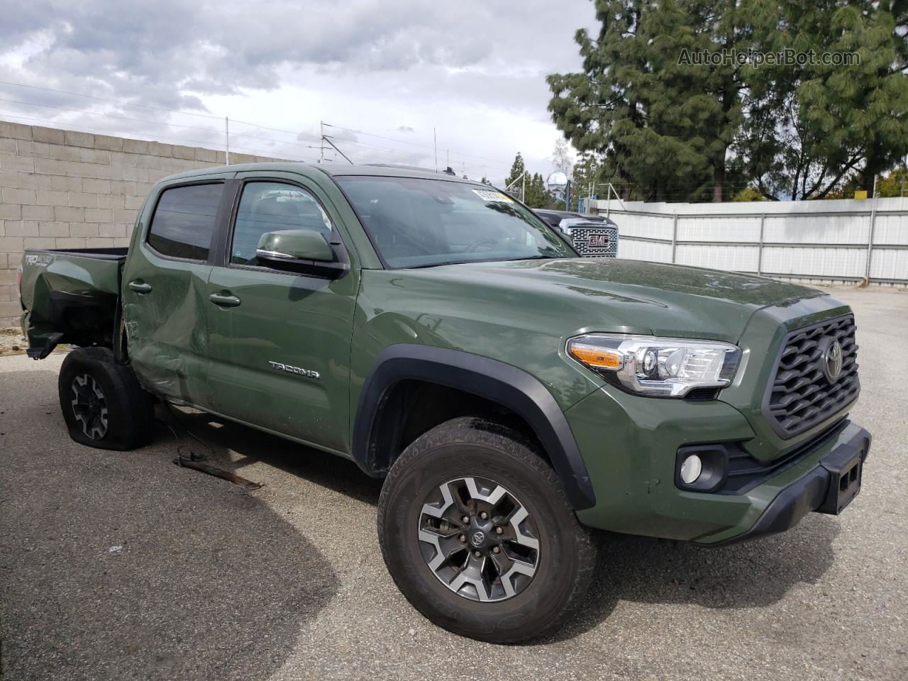 2021 Toyota Tacoma Double Cab Зеленый vin: 3TYCZ5AN1MT023272