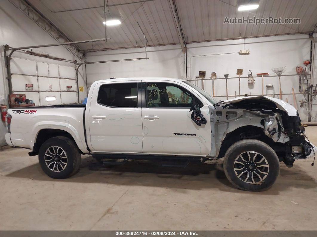 2021 Toyota Tacoma Trd Sport White vin: 3TYCZ5AN5MT027213