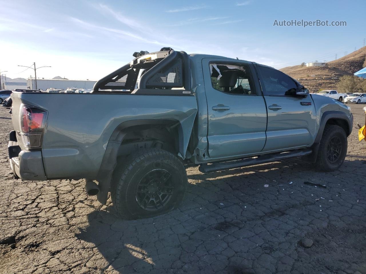 2021 Toyota Tacoma Double Cab Silver vin: 3TYCZ5AN5MT030161