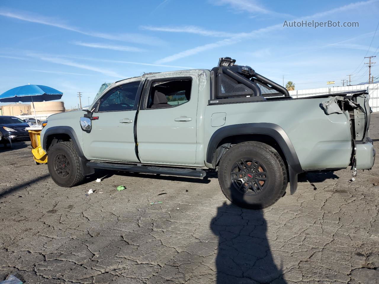 2021 Toyota Tacoma Double Cab Silver vin: 3TYCZ5AN5MT030161