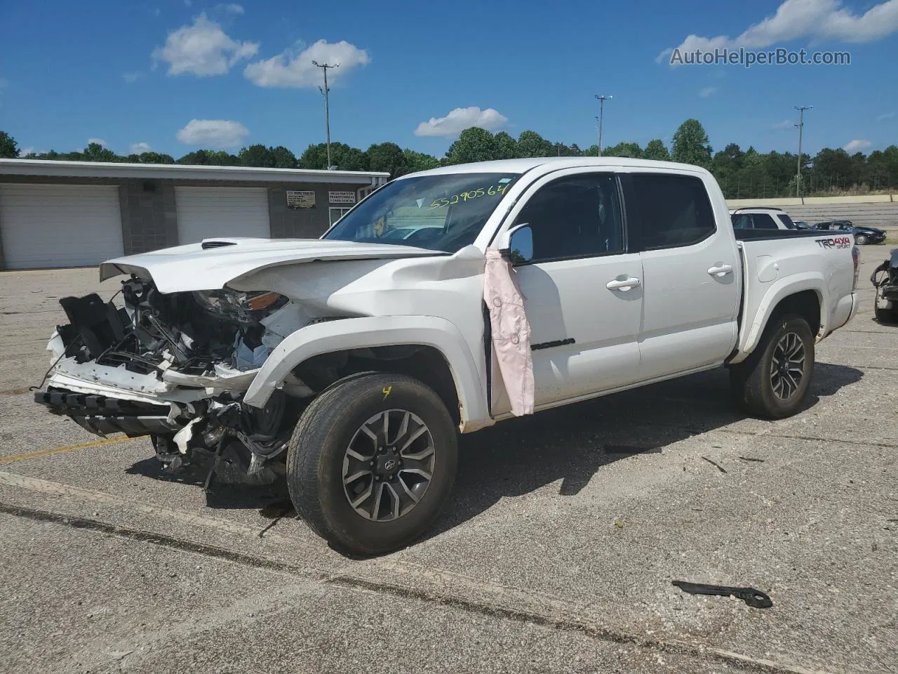 2021 Toyota Tacoma Double Cab White vin: 3TYCZ5AN9MT011872