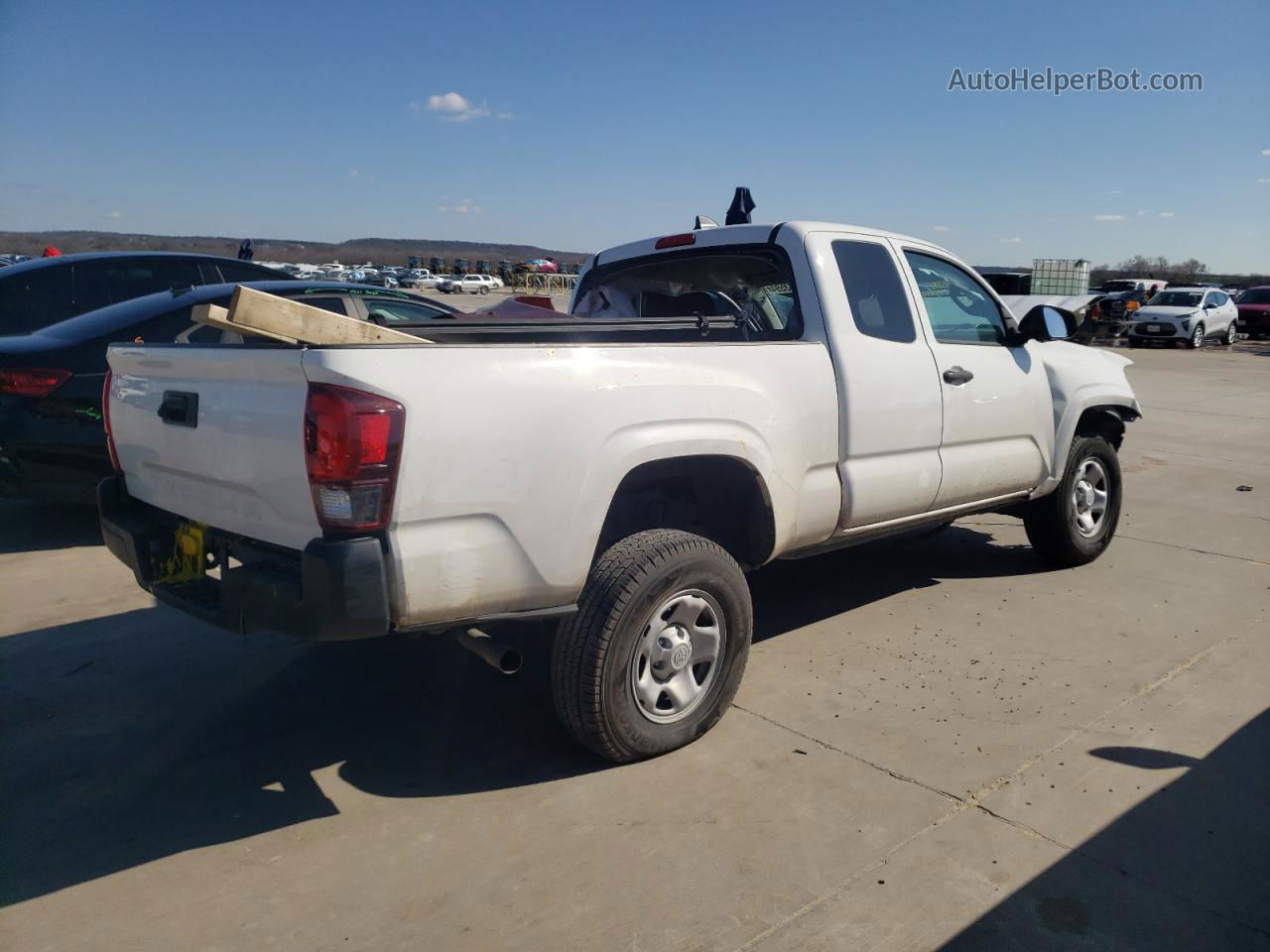 2020 Toyota Tacoma Access Cab White vin: 3TYRX5GN1LT001777