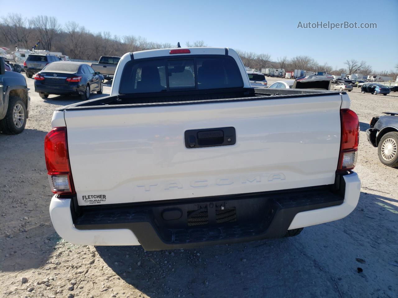 2021 Toyota Tacoma Access Cab White vin: 3TYRX5GN1MT013817