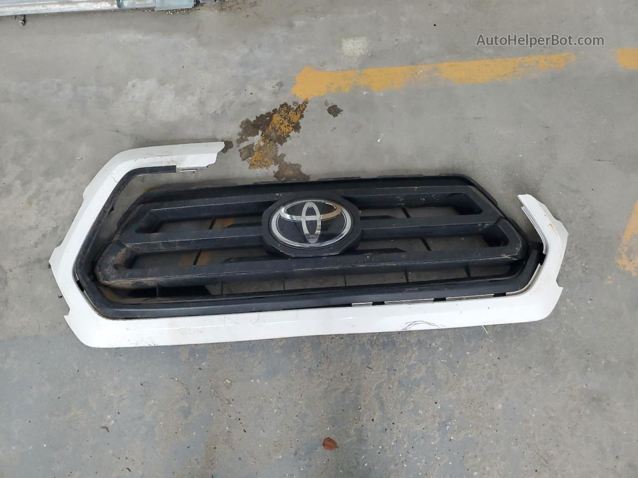 2021 Toyota Tacoma Access Cab White vin: 3TYRX5GN3MT015455
