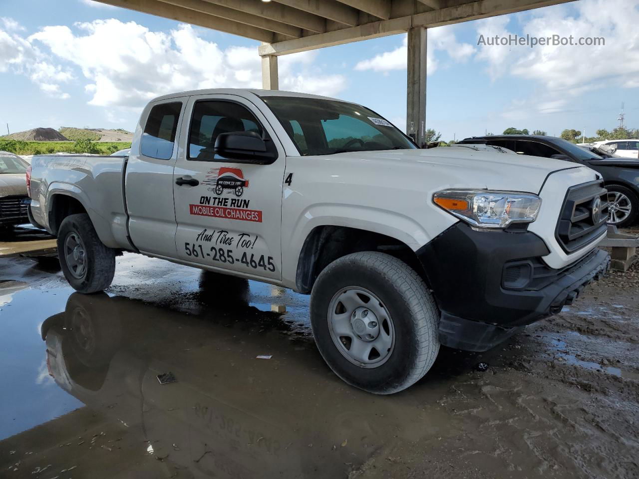 2021 Toyota Tacoma Access Cab White vin: 3TYRX5GN6MT013196