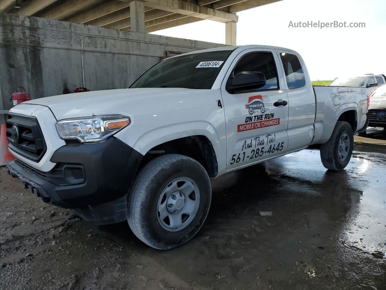 2021 Toyota Tacoma Access Cab White vin: 3TYRX5GN6MT013196