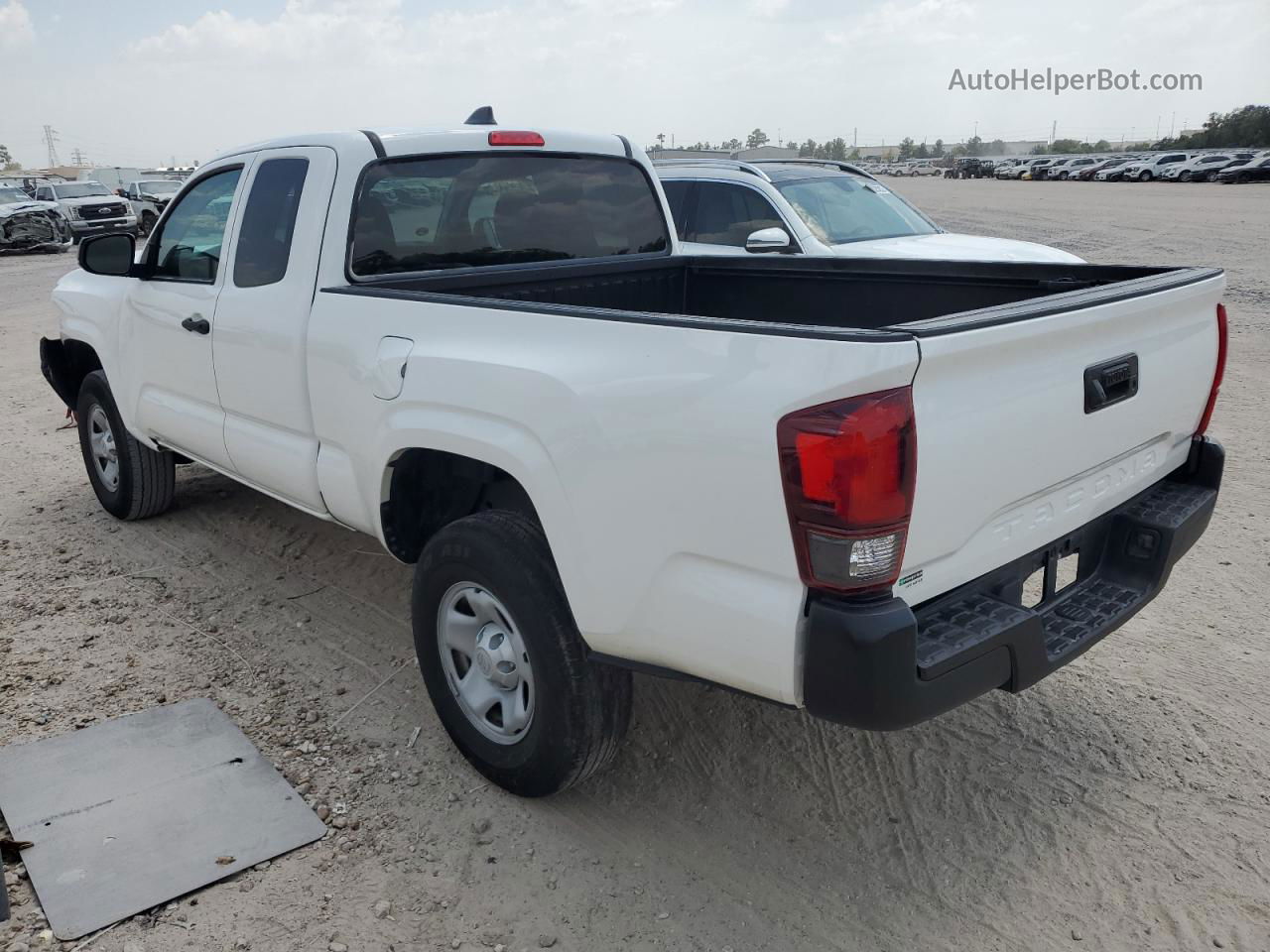 2021 Toyota Tacoma Access Cab White vin: 3TYRX5GN6MT016101