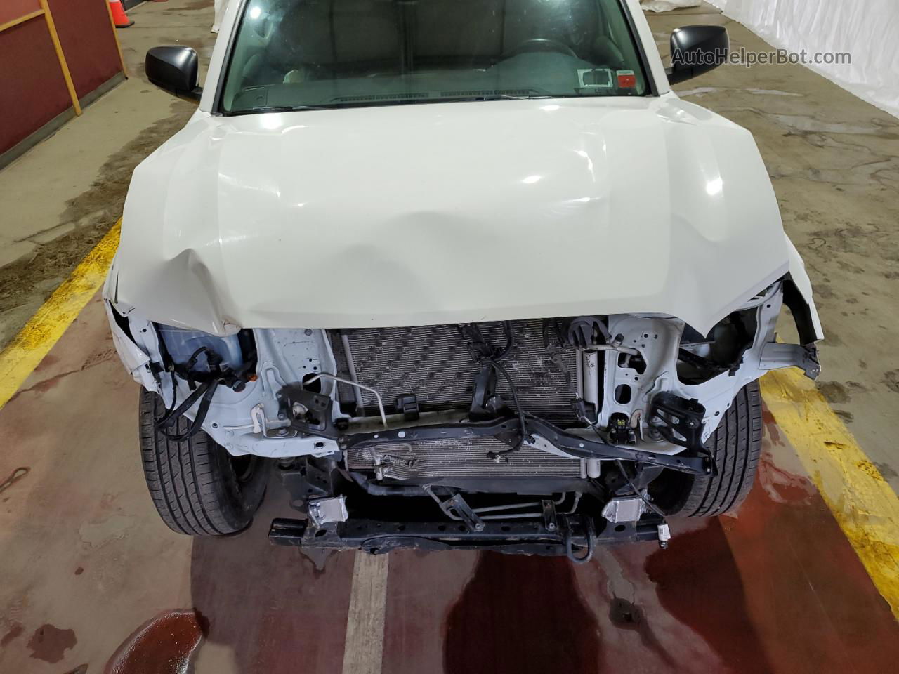 2021 Toyota Tacoma Access Cab White vin: 3TYRX5GN7MT025471