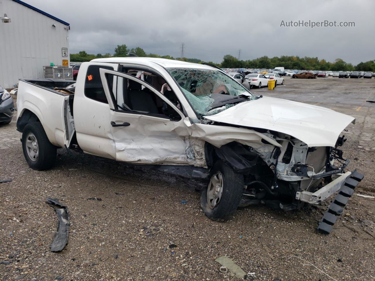 2020 Toyota Tacoma Access Cab White vin: 3TYRX5GN8LT004742