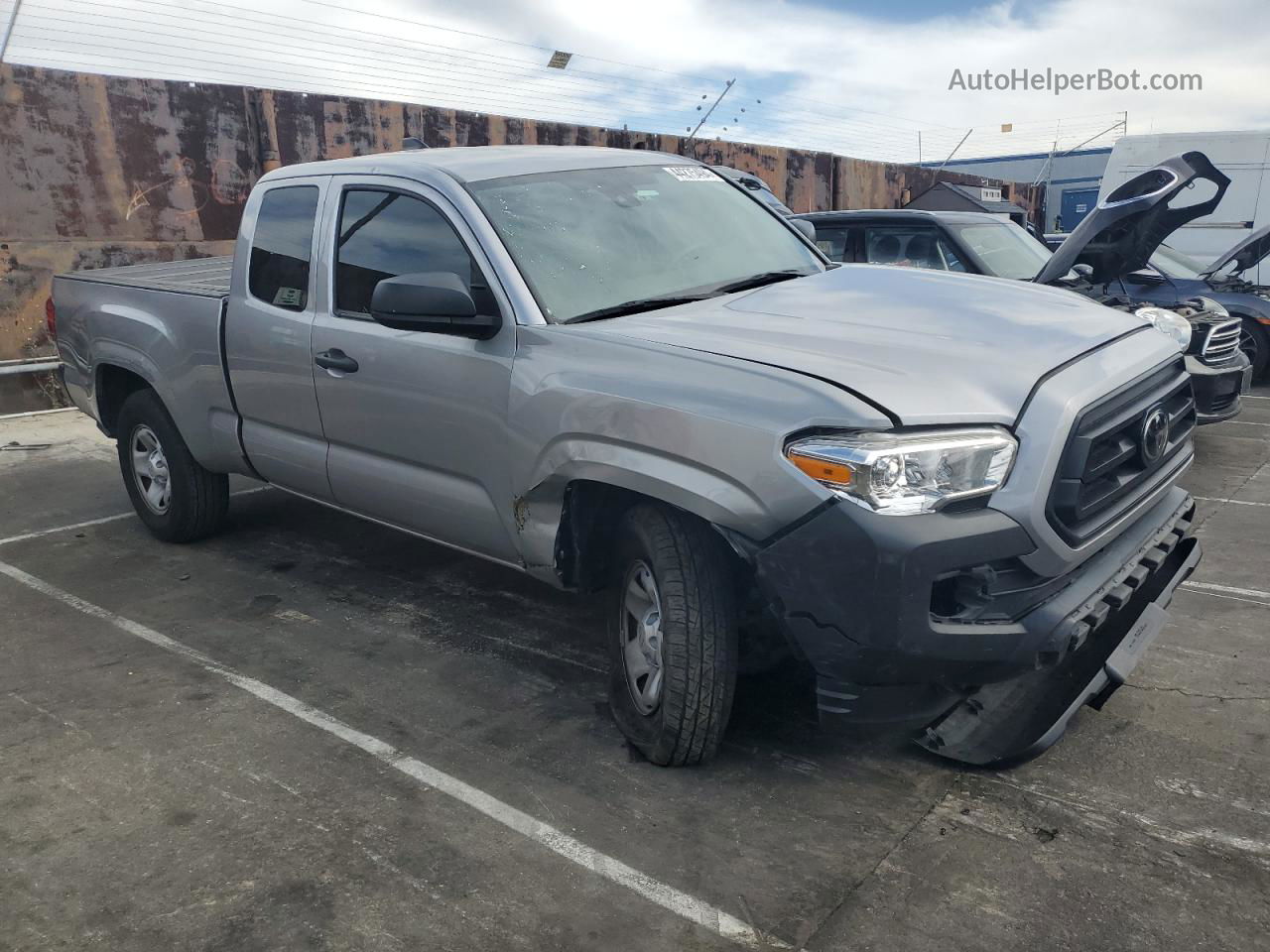 2020 Toyota Tacoma Access Cab Silver vin: 3TYRX5GN9LT000800