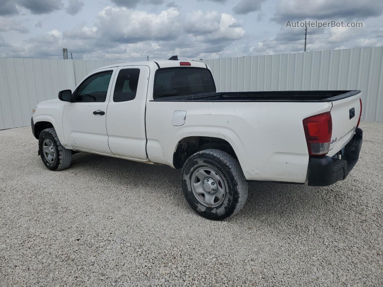 2021 Toyota Tacoma Access Cab White vin: 3TYSX5EN7MT004771