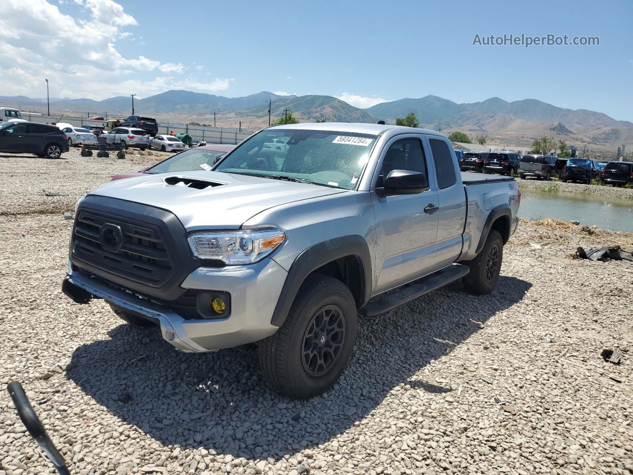 2021 Toyota Tacoma Access Cab Silver vin: 3TYSZ5AN0MT011402