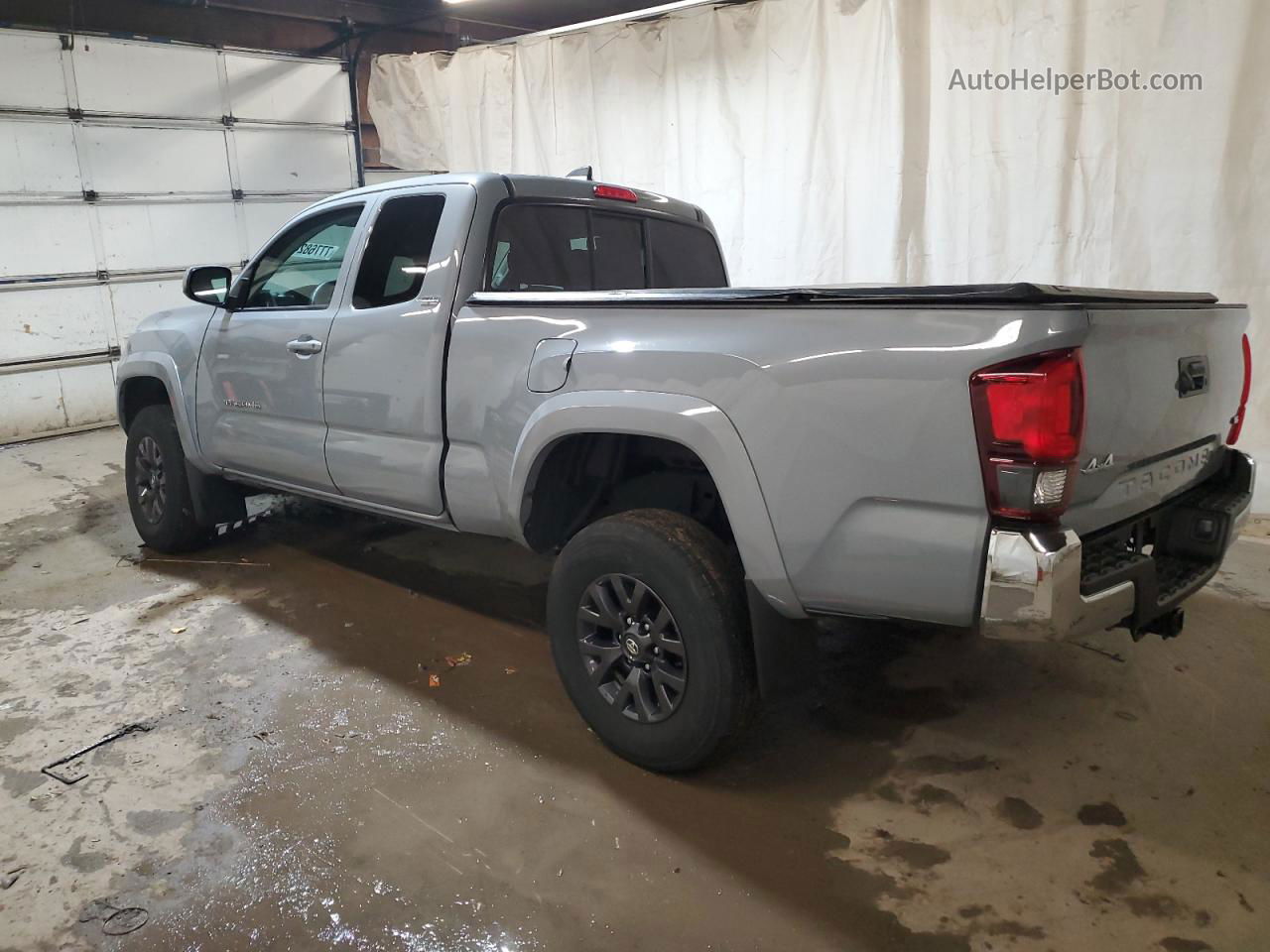 2021 Toyota Tacoma Access Cab Gray vin: 3TYSZ5AN2MT035197