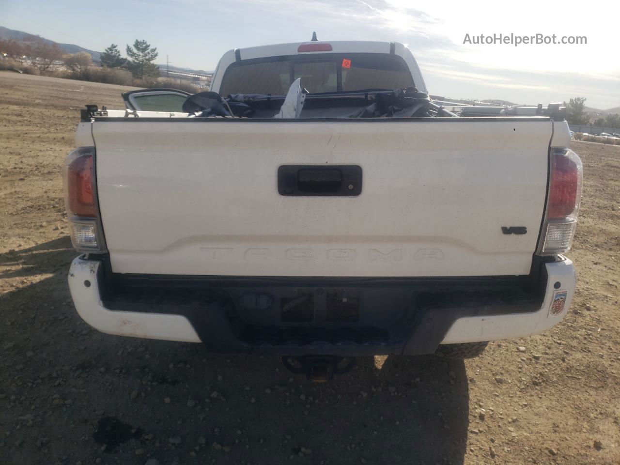 2021 Toyota Tacoma Access Cab White vin: 3TYSZ5AN7MT051511