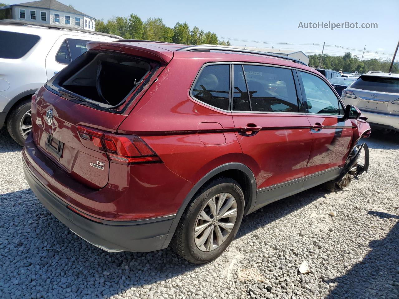 2018 Volkswagen Tiguan S Red vin: 3VV0B7AX0JM027536