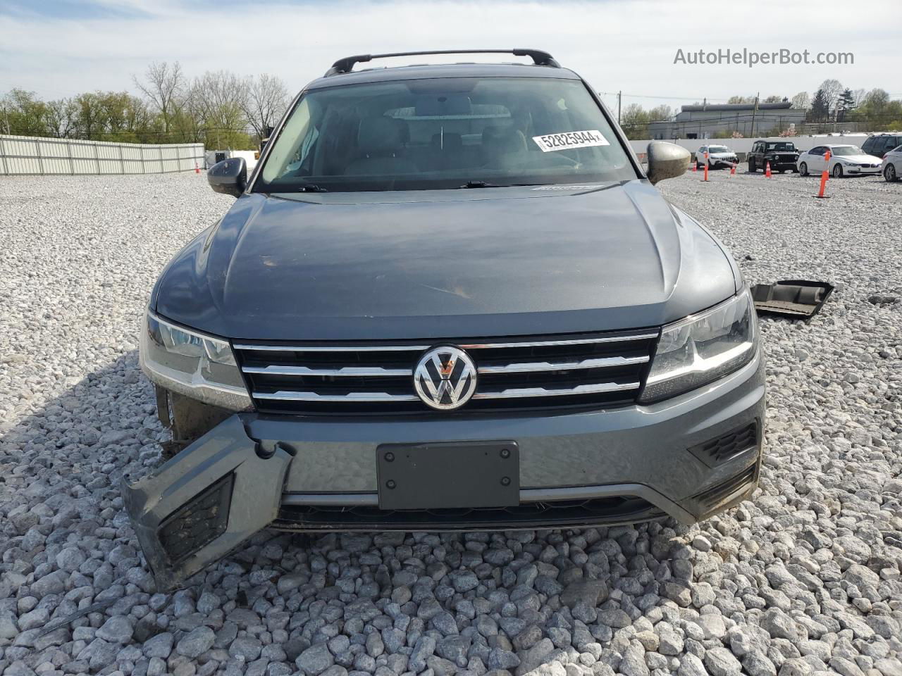 2019 Volkswagen Tiguan S Серебряный vin: 3VV0B7AX0KM068105