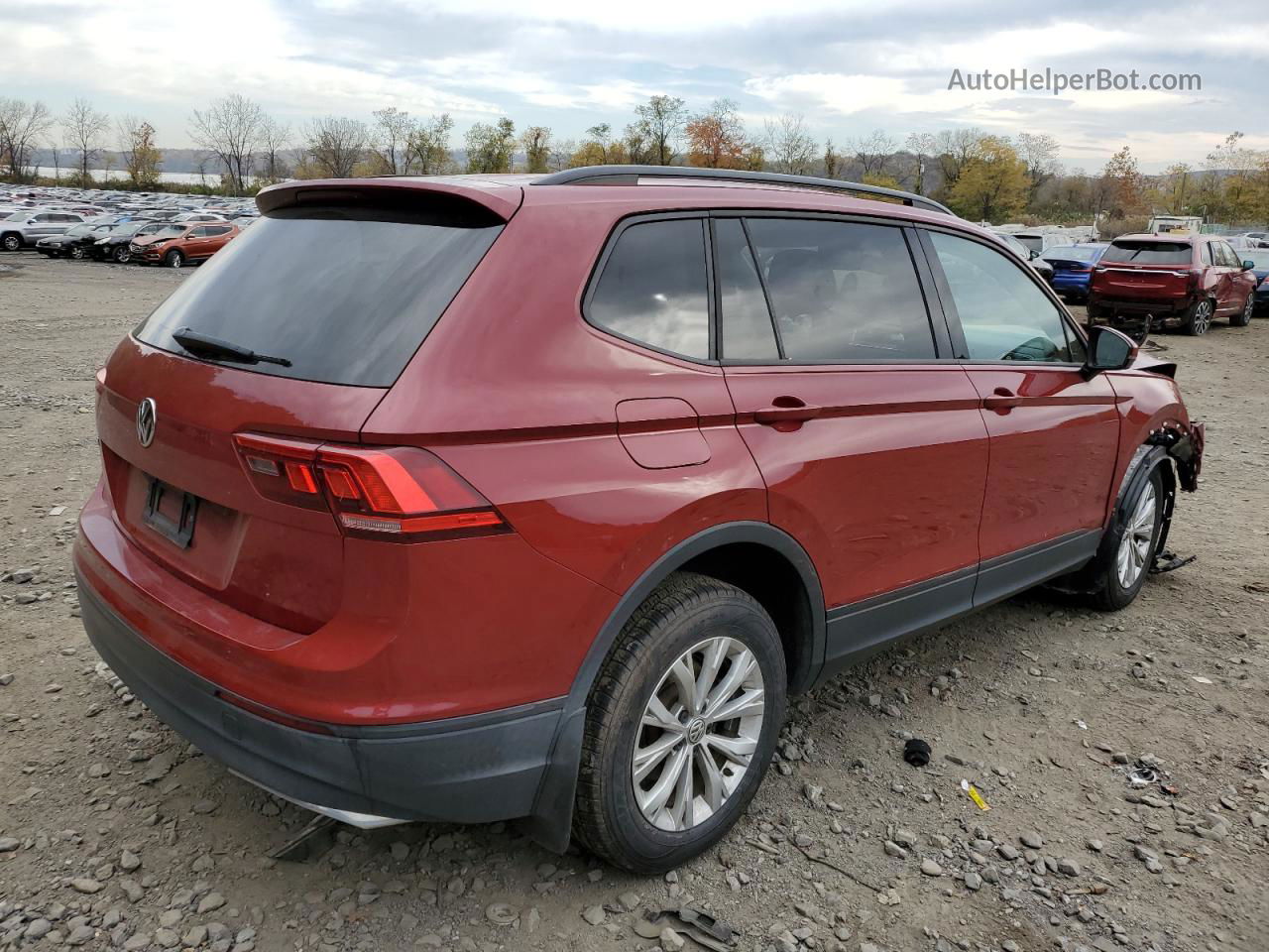 2019 Volkswagen Tiguan S Burgundy vin: 3VV0B7AX1KM044119