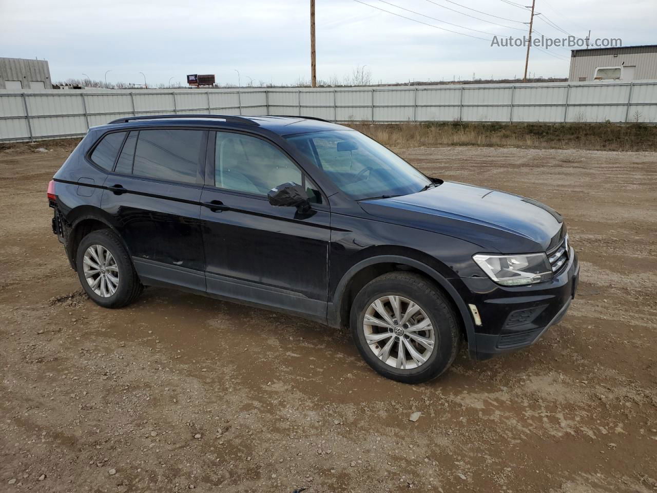 2019 Volkswagen Tiguan S Черный vin: 3VV0B7AX2KM181912