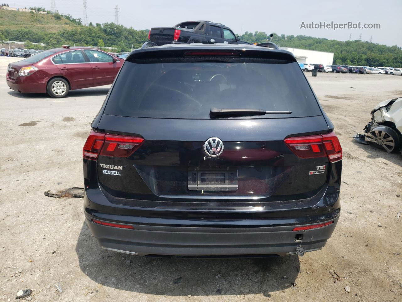 2018 Volkswagen Tiguan S Black vin: 3VV0B7AX3JM021777