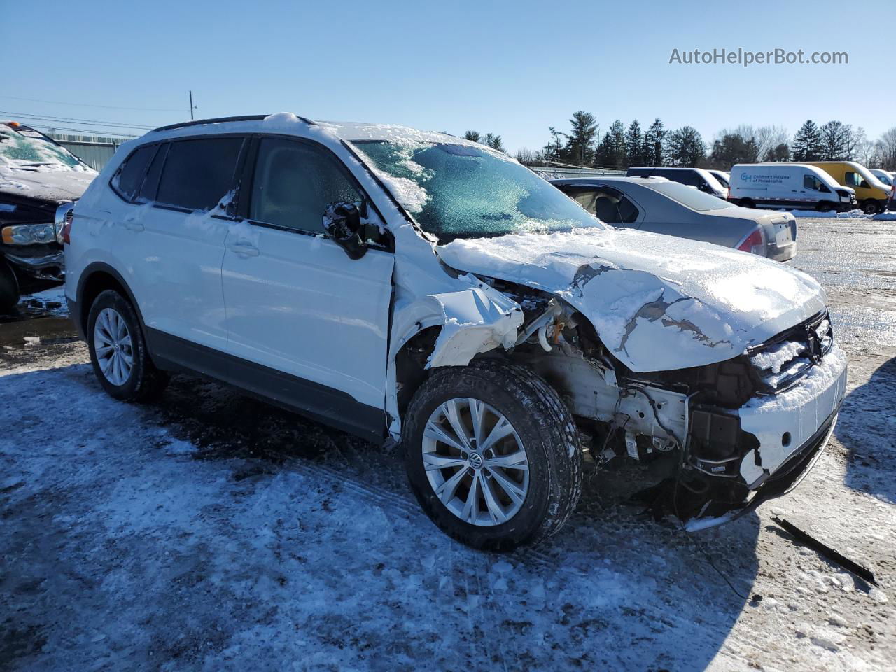 2019 Volkswagen Tiguan S White vin: 3VV0B7AX3KM065182