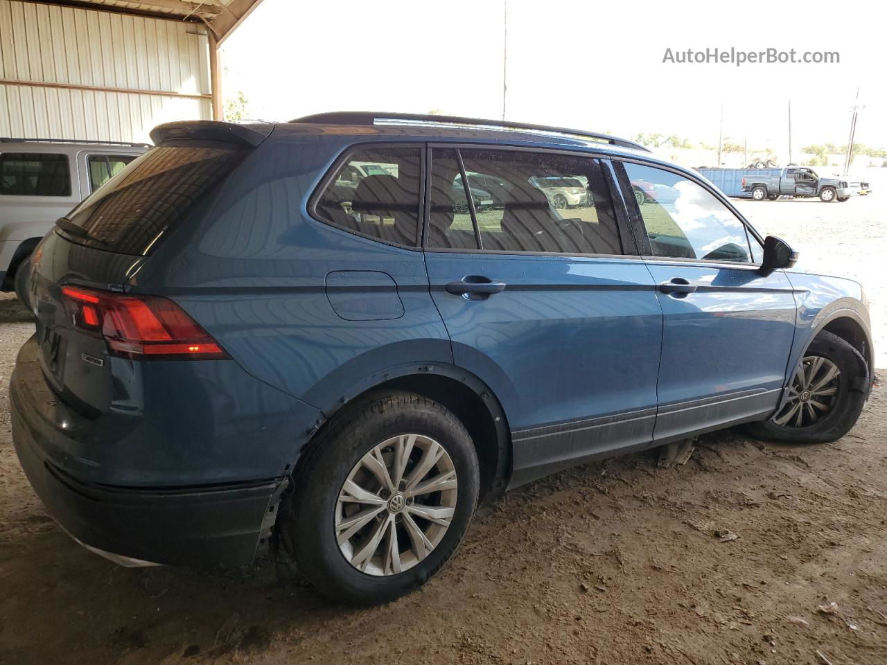 2019 Volkswagen Tiguan S Blue vin: 3VV0B7AX3KM177562