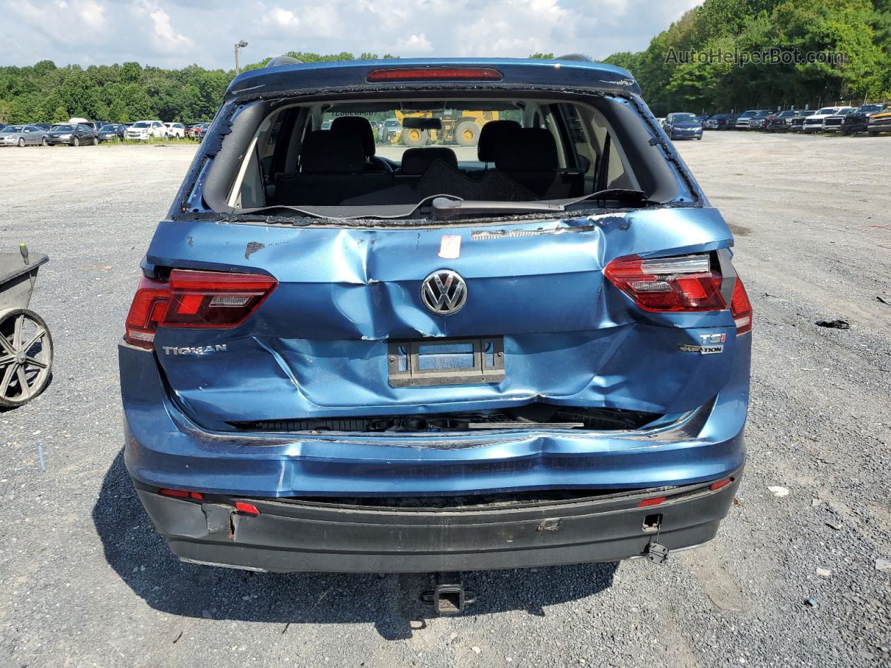 2018 Volkswagen Tiguan S Blue vin: 3VV0B7AX4JM105526