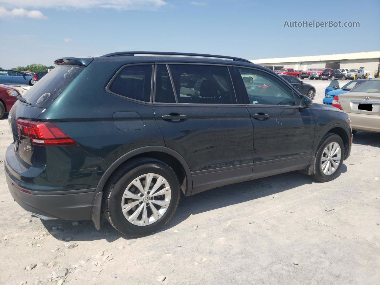 2018 Volkswagen Tiguan S Черный vin: 3VV0B7AX4JM110290