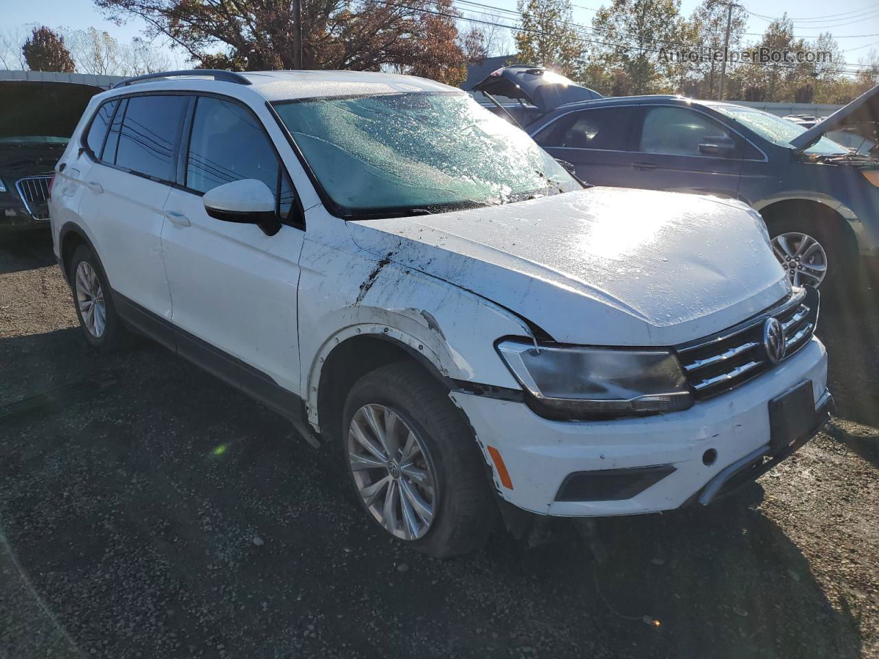 2019 Volkswagen Tiguan S Белый vin: 3VV0B7AX4KM012135