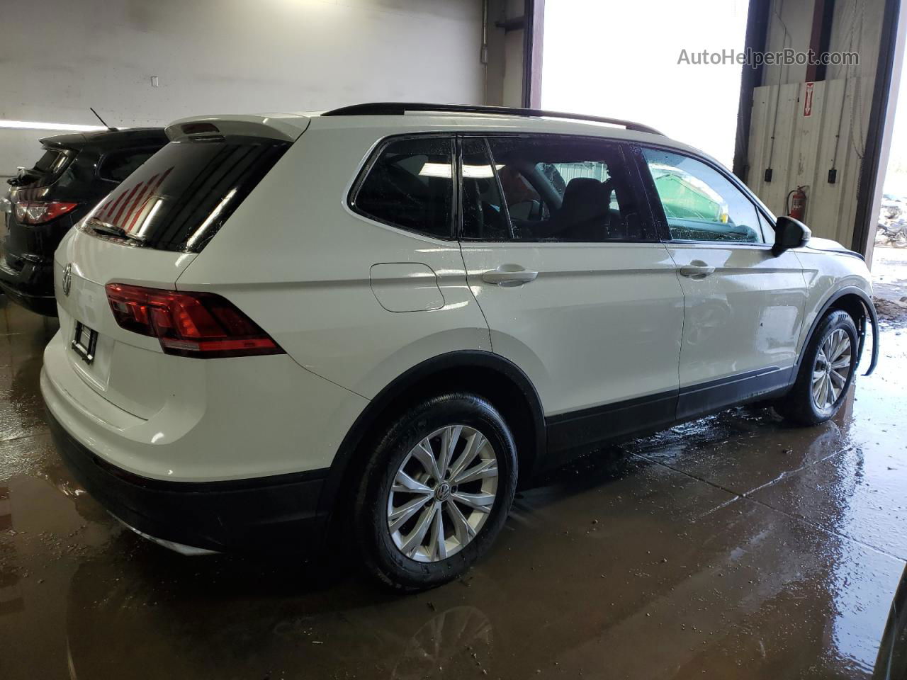 2019 Volkswagen Tiguan S White vin: 3VV0B7AX4KM071167