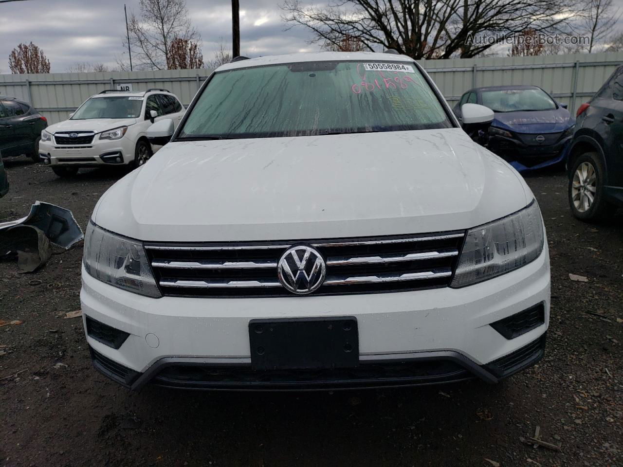 2018 Volkswagen Tiguan S White vin: 3VV0B7AX5JM081589