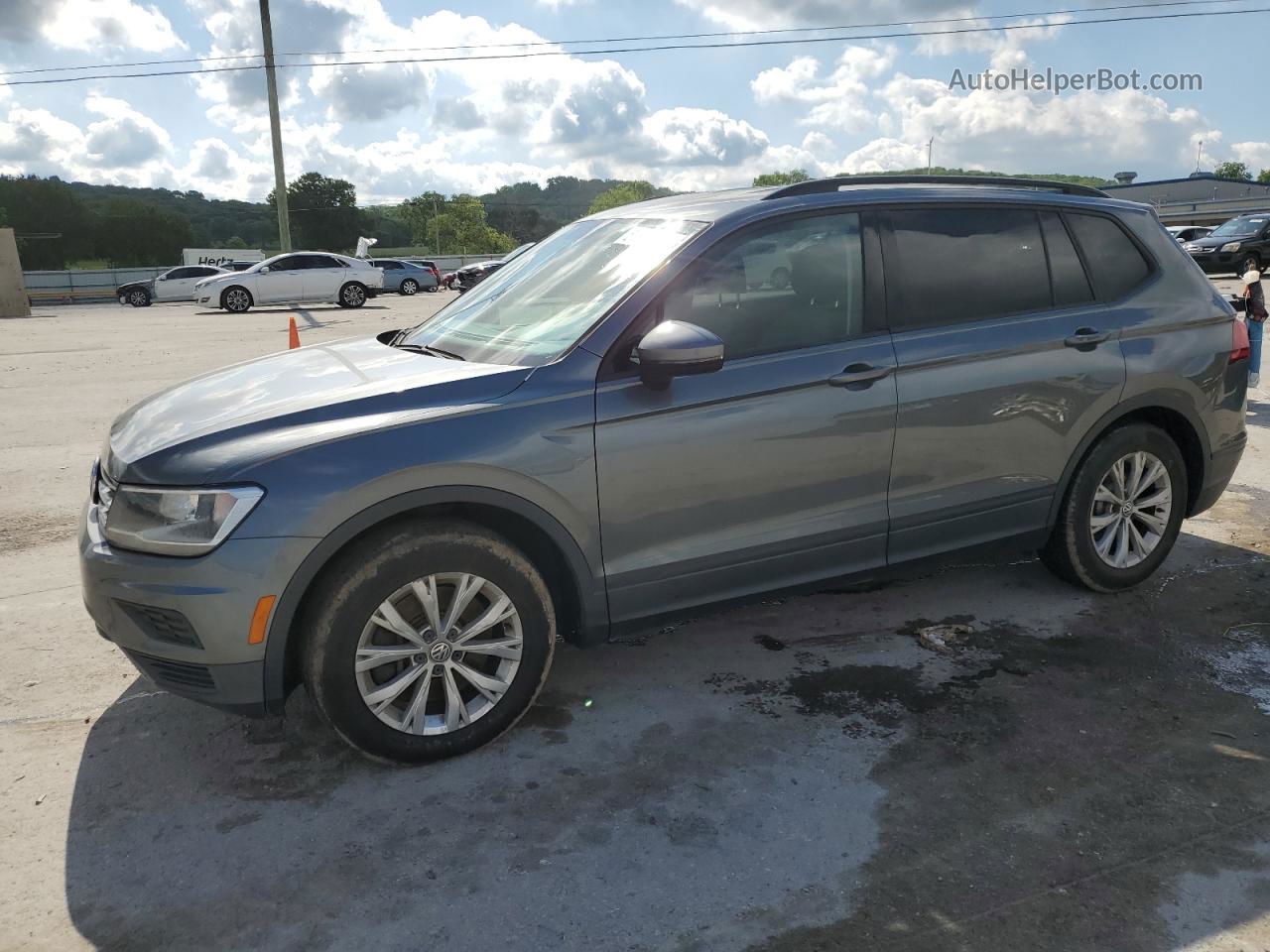 2018 Volkswagen Tiguan S Gray vin: 3VV0B7AX5JM120391