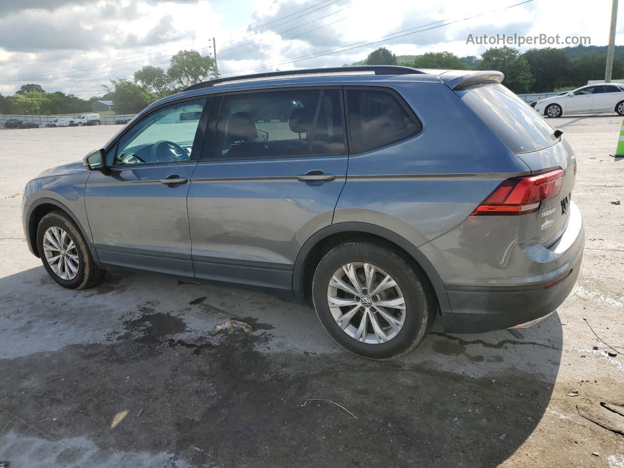 2018 Volkswagen Tiguan S Gray vin: 3VV0B7AX5JM120391