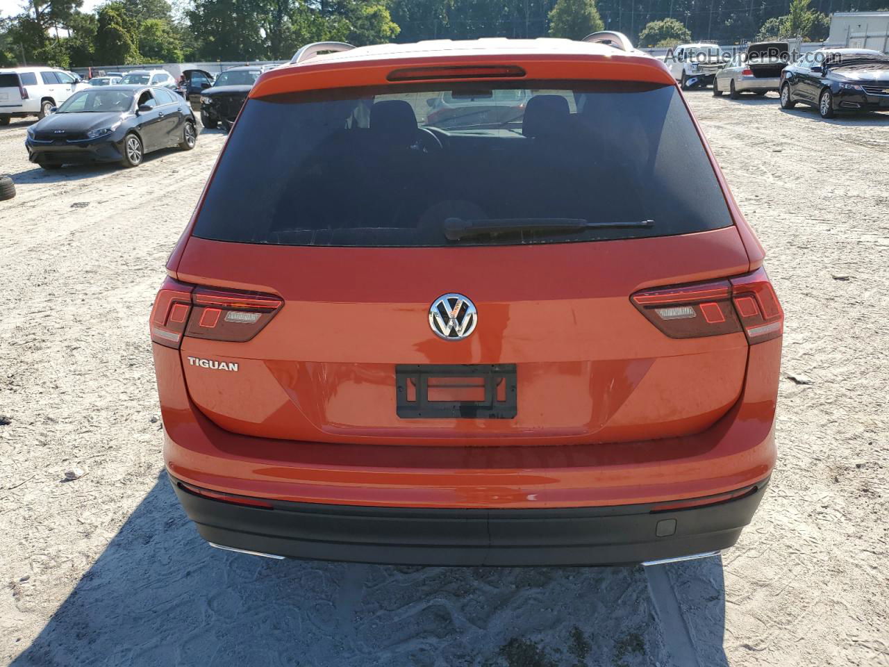 2019 Volkswagen Tiguan S Orange vin: 3VV0B7AX5KM051509